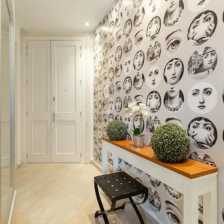 Designer Dream With Balcony At Vaci Street Apartment *