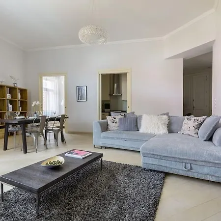 Apartment Designer Dream With Balcony At Vaci Street