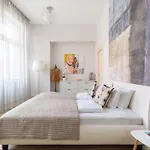 Designer Dream With Balcony At Vaci Street Apartment Budapest